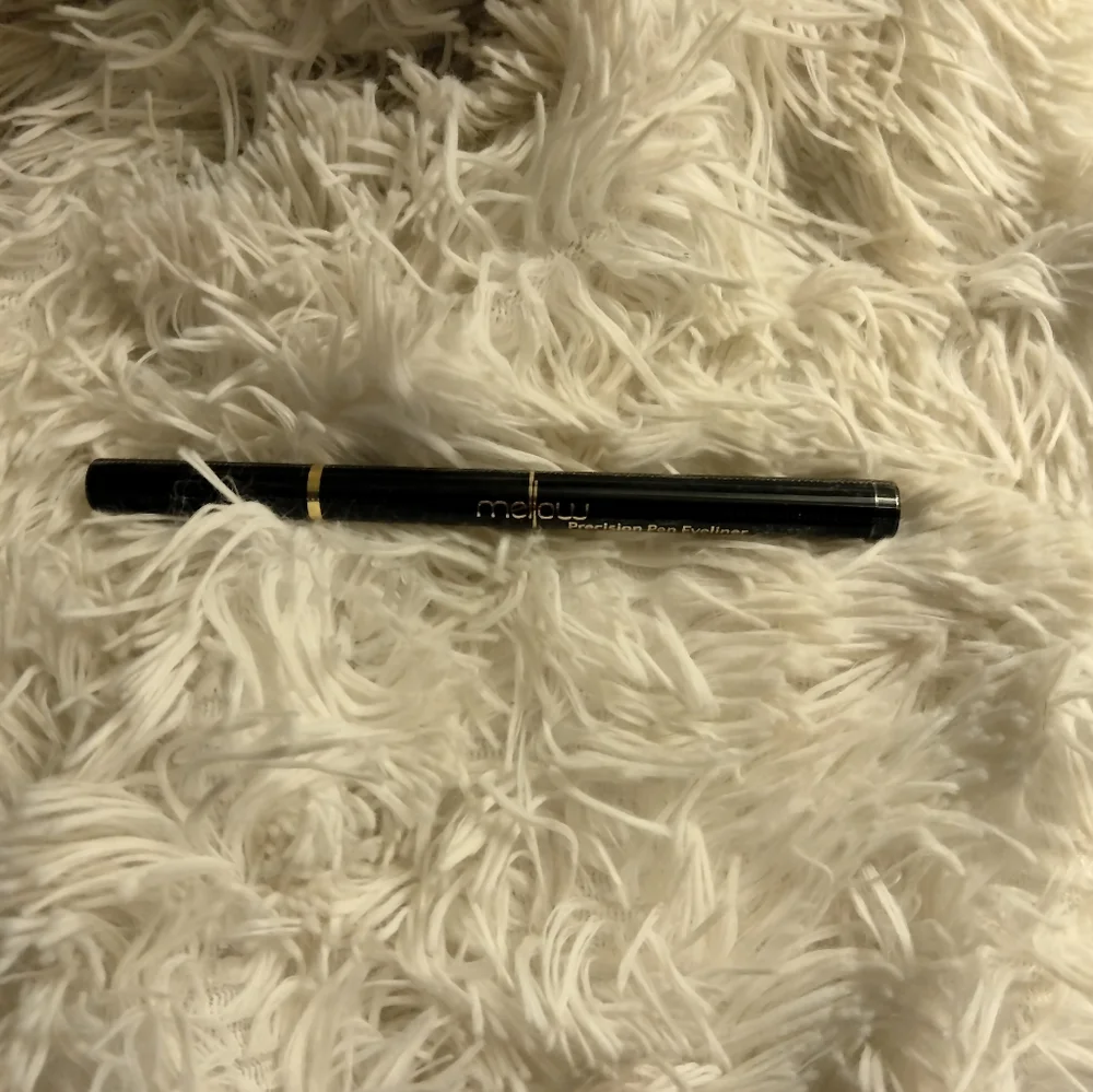 🆕 Mellow Precision Pen Black Eyeliner SEALED 🆕